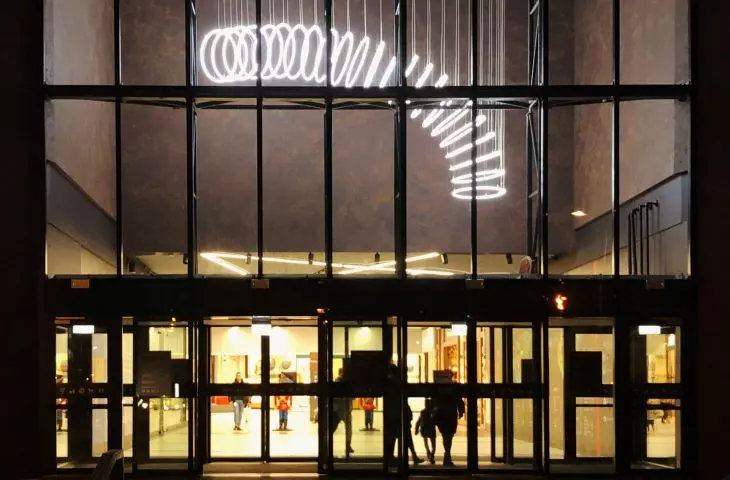 light installation V = s_t, New Station, Pruszkow