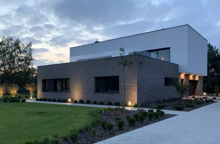 Home Fitted, evening
