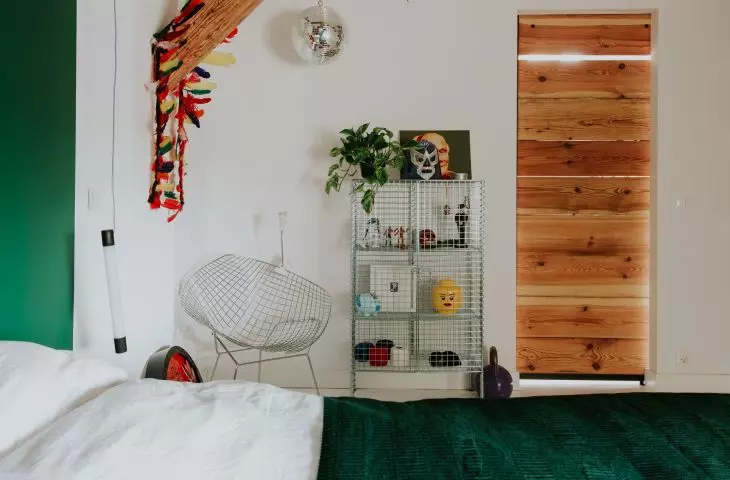 Metal bedroom furniture and sliding doors