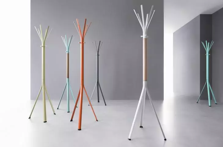 Nine Hanger