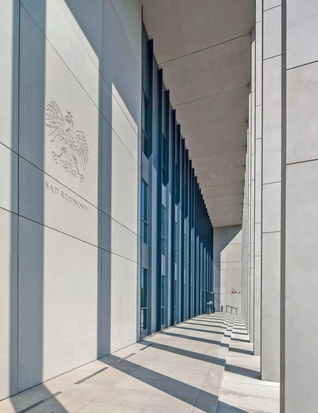 wewnętrzne elementy z betonu architektonicznego zostały wykonane na miejscu