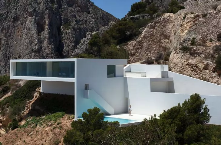 design by Fran Silvestre Arquitectos