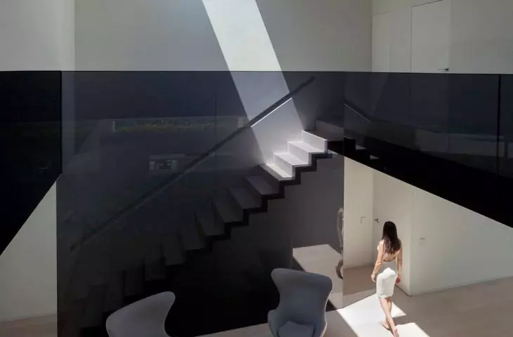 design by Fran Silvestre Arquitectos