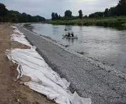 Works on the eastern bank of the Warta River at the level of the Piastowski settlement (August 2021).