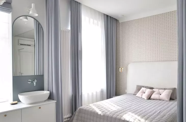 bedroom connected to the bathroom