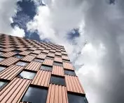 Wave office building in Tri-City 