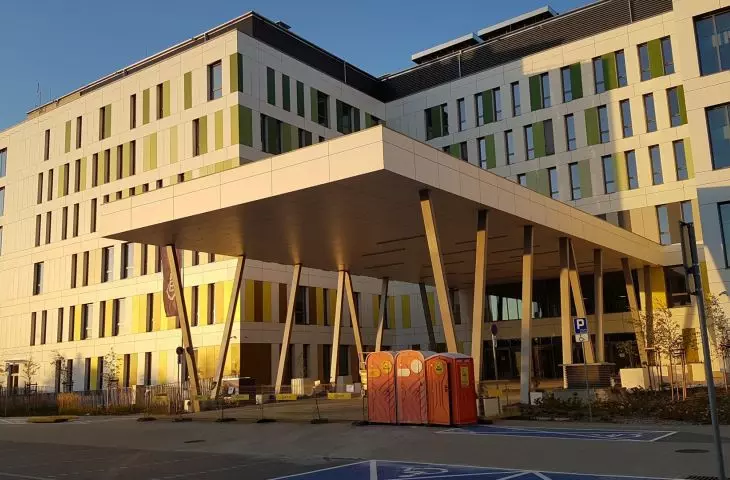 Wielkopolska Children's Health Center on Wrzoska Street in Poznań
