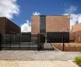 Modern sliding gate