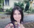 Małgorzata Tomczak — redaktorka naczelna, w drodze pieszo do redakcji A&B