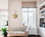 Villa in Old Bielany, large windows overlooking the garden