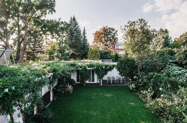The garden was created in collaboration with green architect Magdalena Kazulo-Kleyff