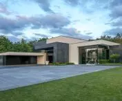 RE: PERFECT HOUSE, two-car garage