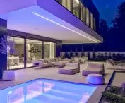 Home RE: PERFECT HOUSE, pool at night