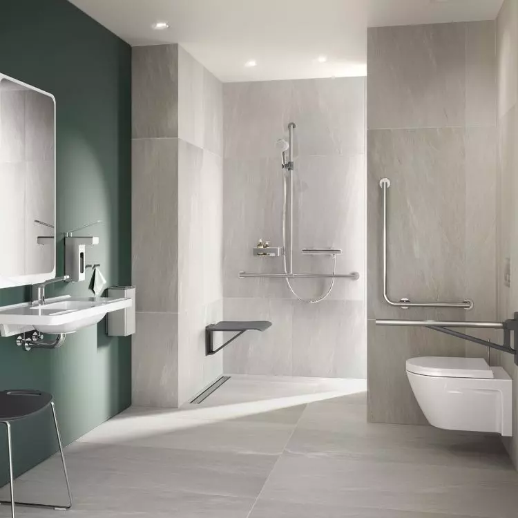 Bathroom individually and perfectly tailored to your requirements