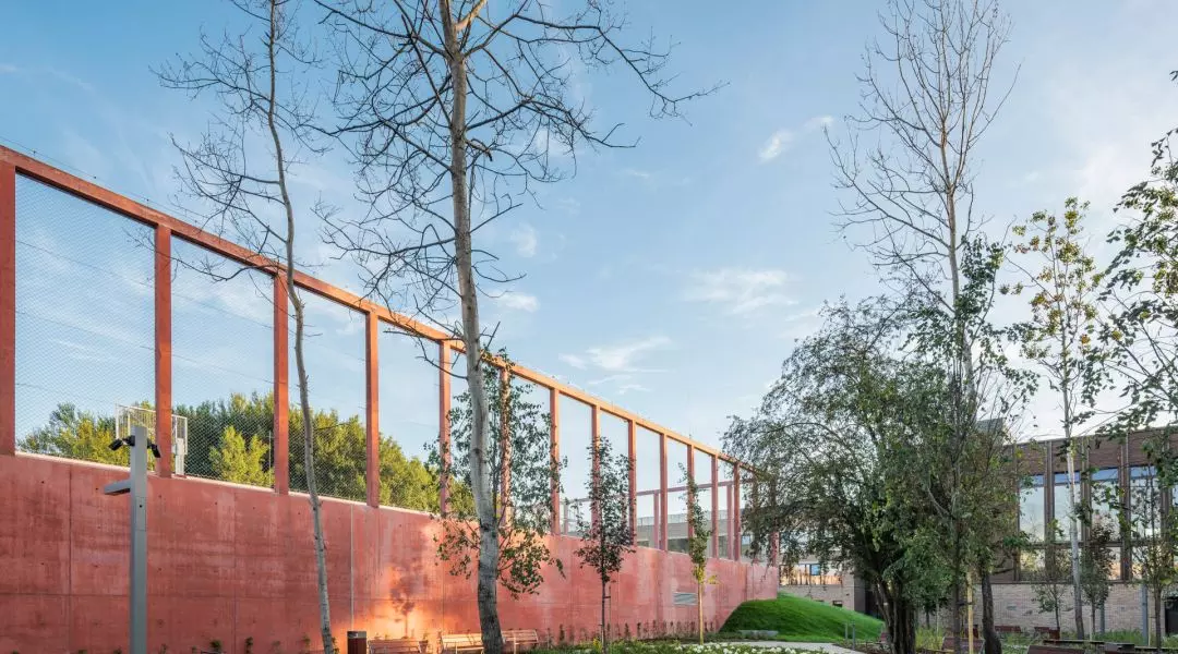 Szkoła Podstawowa Nr 400 w Warszawie, proj.: Pracownia Bujnowski Architekci