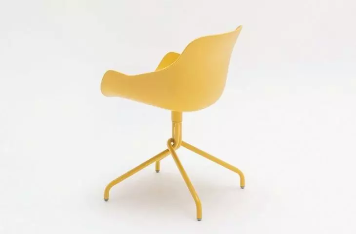 Baltic Basic chair with swivel base