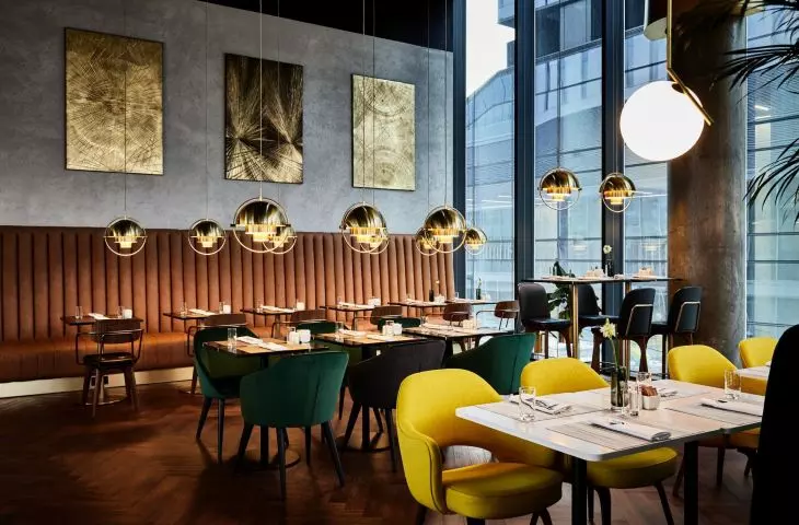 Nova Vola Restaurant at Crowne Plaza Warsaw - The HUB