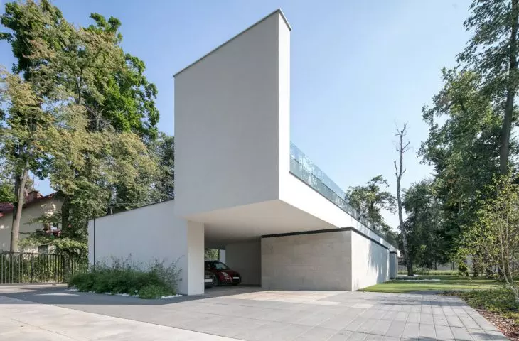 RE: LONG HOUSE