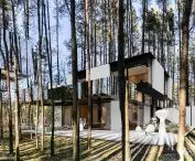 RE: MIRROR HOUSE 3.0