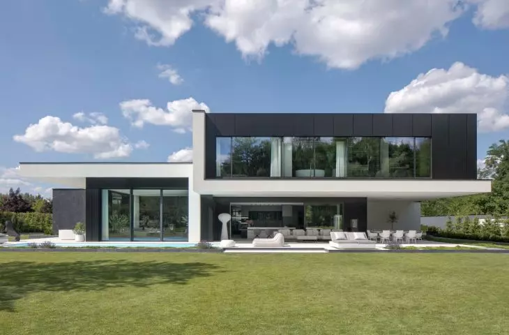 RE: PERFECT HOUSE
