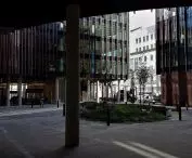 Dziedziniec biurowca wg proj. Medusa Group