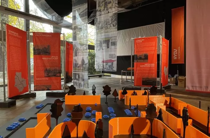 Polyperiphery. Spaces of negotiation