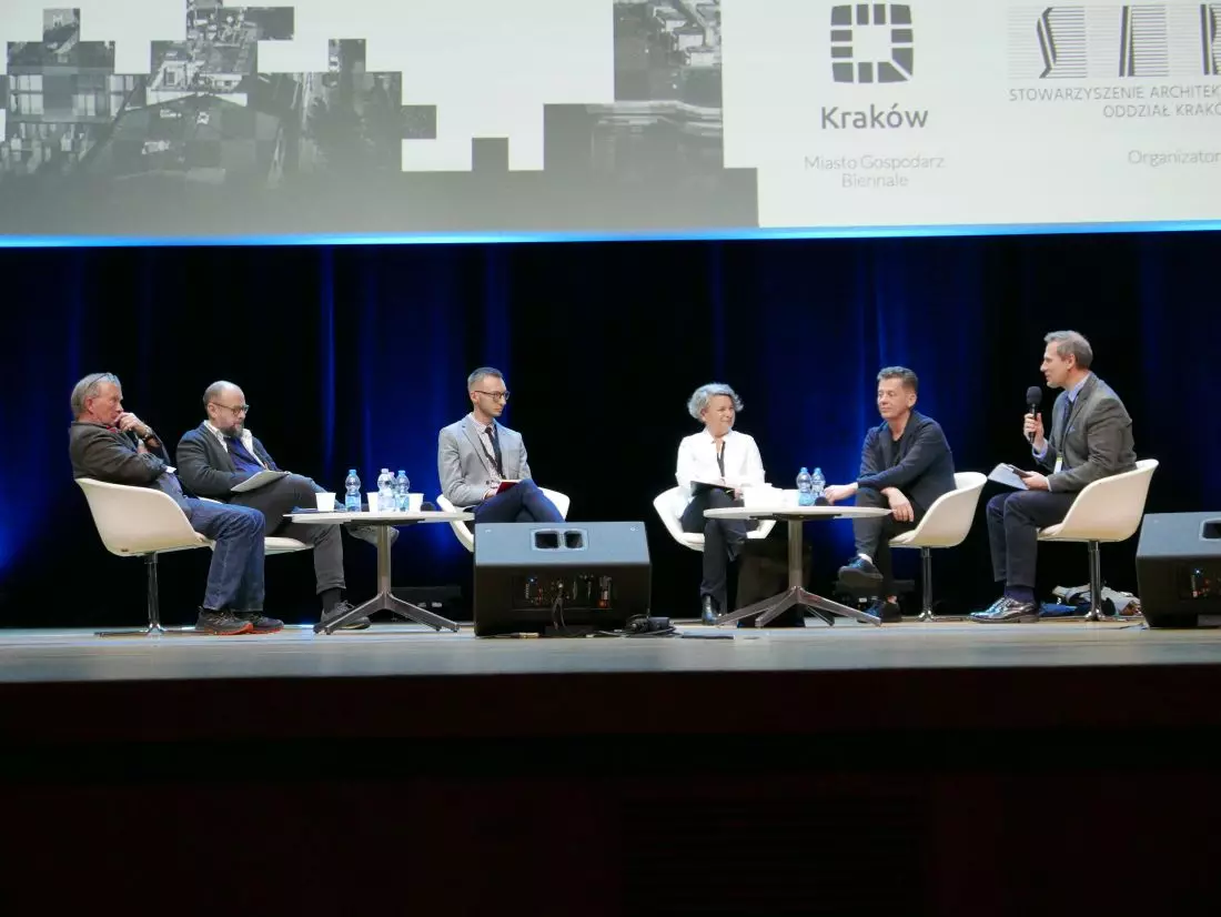 Druga część panelu
o Nowej Hucie