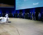 All workshop participants on stage