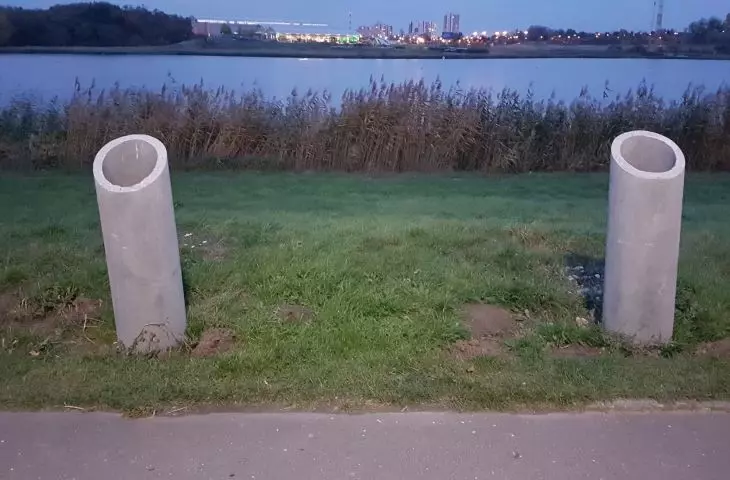 Cokoły pod tablice upamiętniające poznańskich olimpijczyków