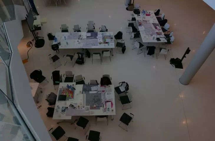 warsztaty odbywały się we foyer ICE