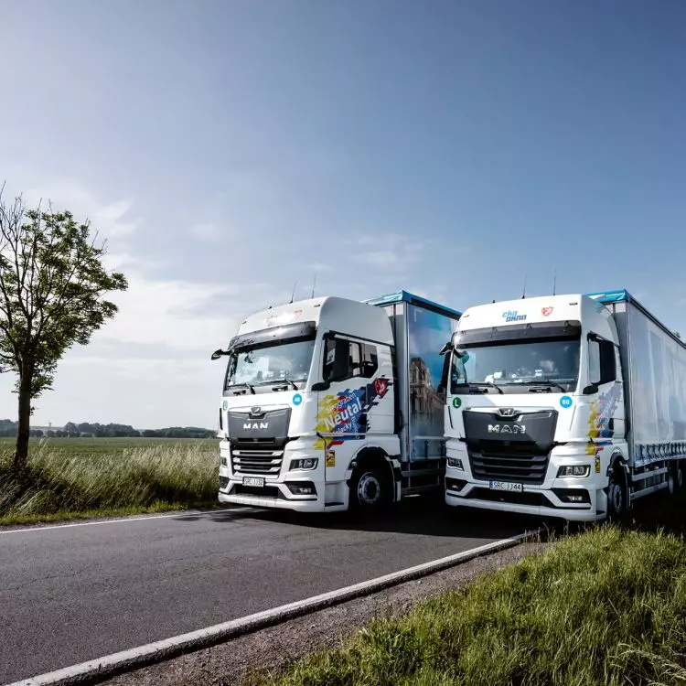 Firma oferuje własny transport i rozładunek zamówienia