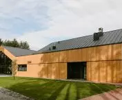 Dom weselny Lubaszka, w stylu nowoczesnej stodoły