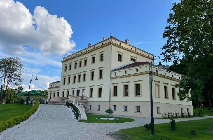 Pałac Lubiechowa, proj.: Zespół Inżynierów Ałykow
