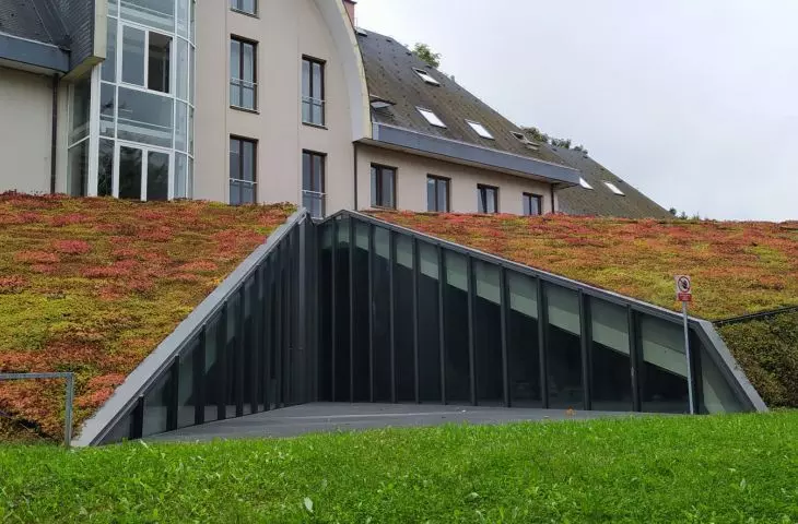 czeskie Karkonoskie Centrum Wychowania Ekologicznego KRTEK w Vrchlabi, proj.: Petr Hájek