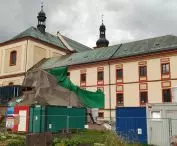 strefa wejściowa dobudowana do barokowego klasztoru w Vrchlabi, proj.: Petr Hájek