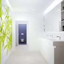 Aranżacja wnętrza łazienek biurowca firmy Nivea w Poznaniu