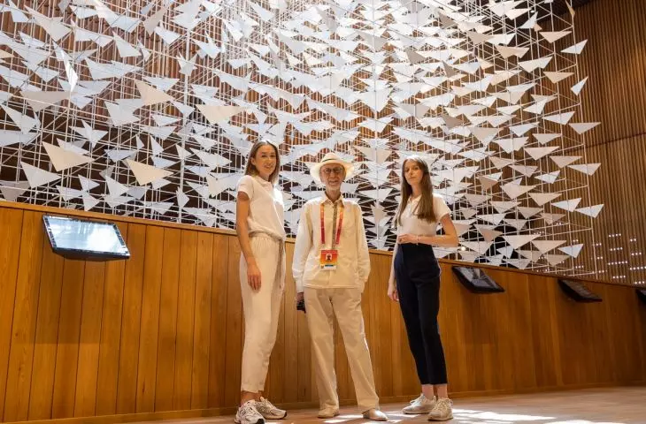 Autorki projektu Xylopolis: Sara Kowalczuk-Fijałkowska, Patrycja Lipska i Dziekan Wydziału Architektury dr hab. Aleksander Asanowicz