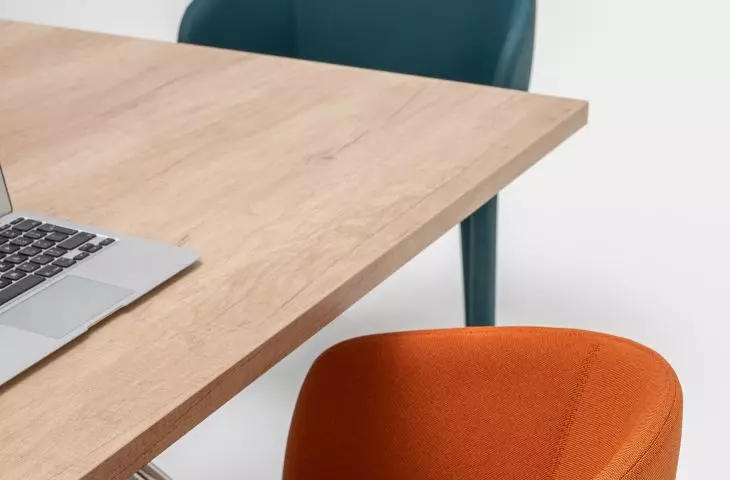 PLICA compact conference table