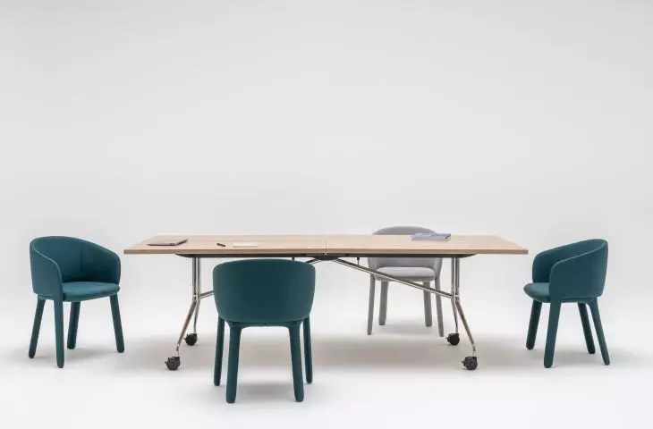PLICA compact conference table