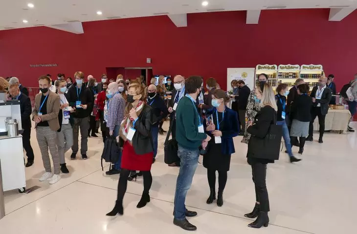 During the OEES, various sessions and discussions are held simultaneously