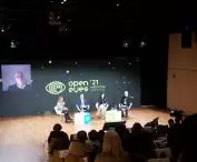 from left: Hanna Schudy, Jacek Siwiński, Izabela Van den Bossche, Hubert Trammer, on screen: Xavier Troussard 