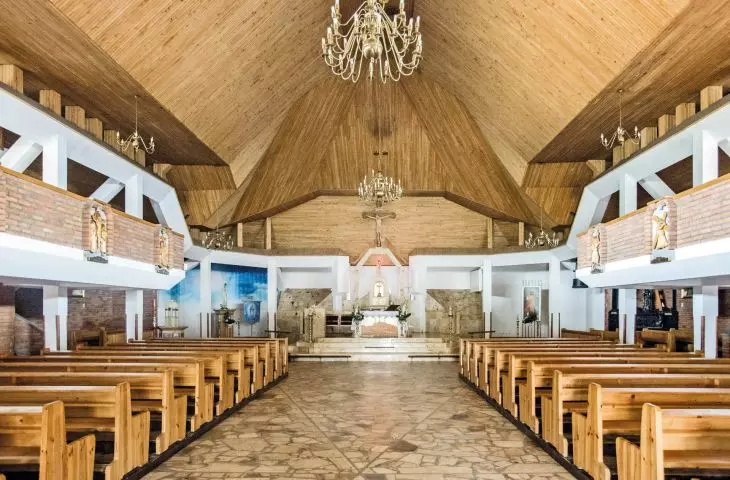 Church of the Elevation of the Holy Cross in Pawlowice, designed by Stanislaw Niemczyk, Marek Kuszewski, 1986-1994
