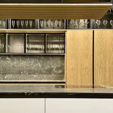 Kitchen oak veneer