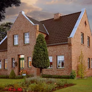 Ceramic roof tile PIEMONT