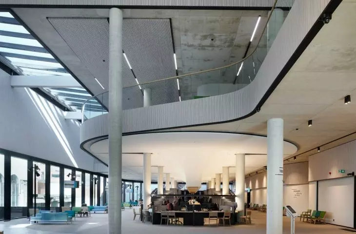Wnętrze ratusza w Hasselt, Belgia