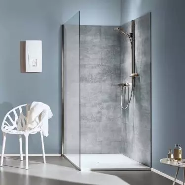 Instantaneous e-water heater installed directly at the point of water intake