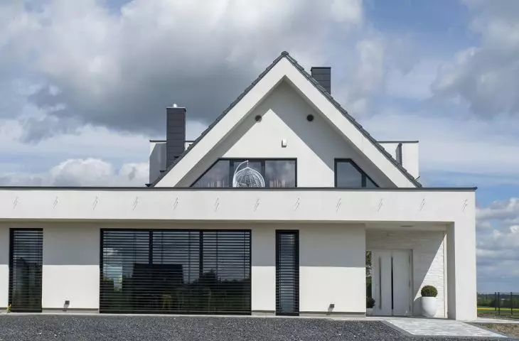 Z90BOX facade blinds