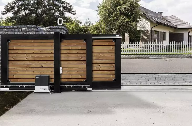 Automatic gate