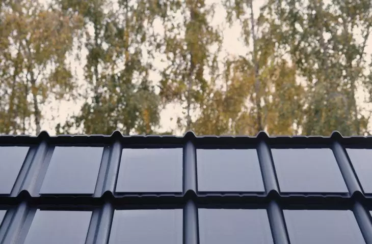 Photovoltaic roof tiles