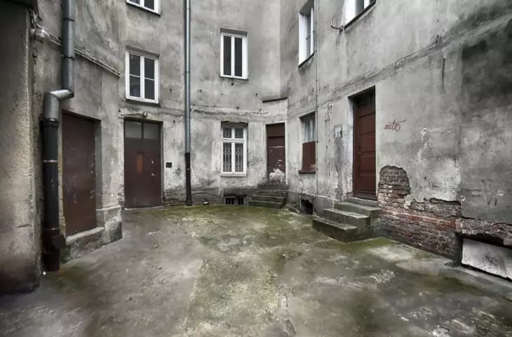 Solec tenement
